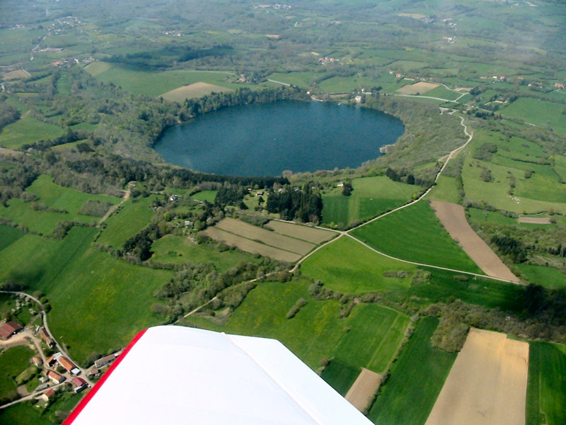 Vol de découverte du Puy de Dôme Gours de Tazenat